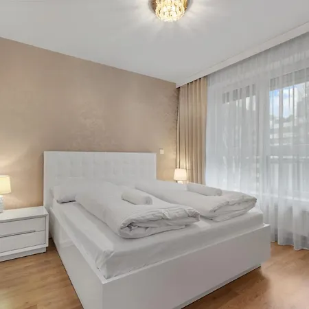 Lam Eden Park W Free Parking Apartment Bratislava
