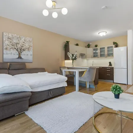 Apartament Lam Eden Park W Free Parking Bratysława
