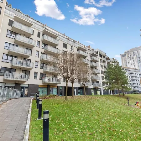 Lam Eden Park W Free Parking Apartment