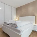 Апартаменты Lam Eden Park W Free Parking Братислава