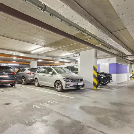 Lam Eden Park W Free Parking شقة